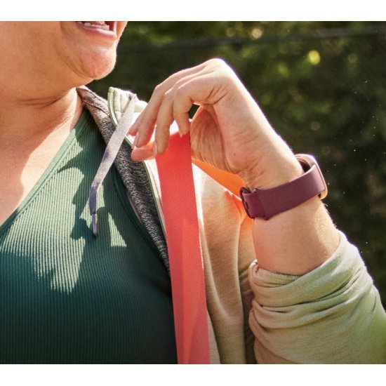 Fitbit Versa 4 สมาร์ทวอทช์ GPS ฟิตเนส ติดตามสุขภาพแม่นยำ